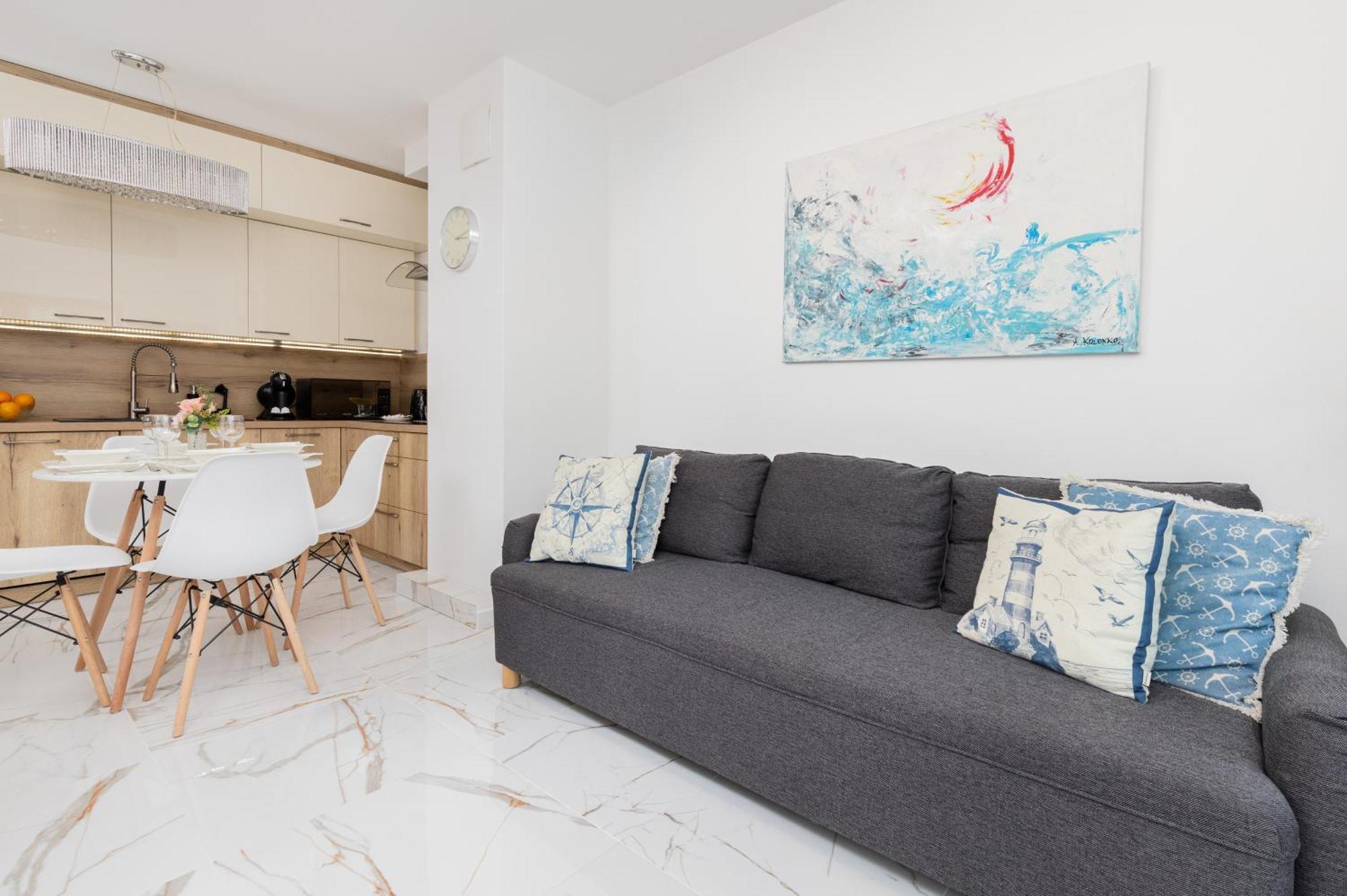 Batorego 7 Apartament With Terrace & Parking Downtown Gdynia By Renters Bagian luar foto