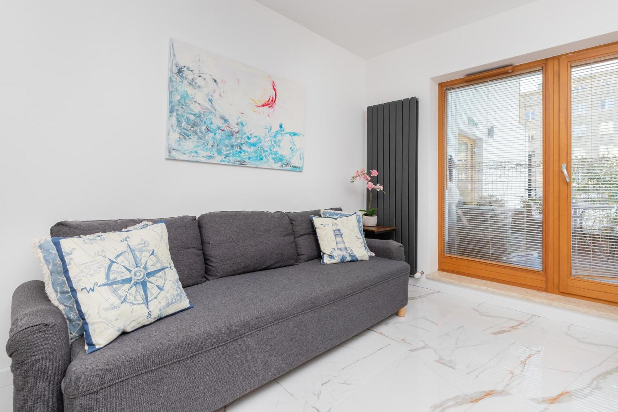 Batorego 7 Apartament With Terrace & Parking Downtown Gdynia By Renters Bagian luar foto